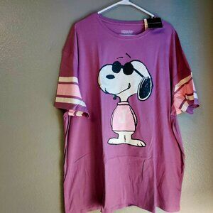 Grayson Thread Snoopy Varsity boyfriend T-shirt